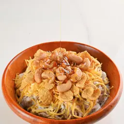 معصوب ملكي فلكس